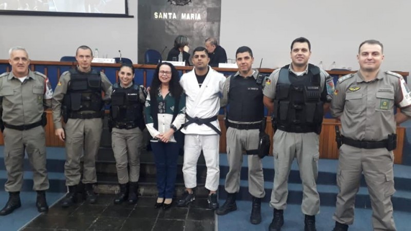 Soldado do 1º RPMon recebe homenagem