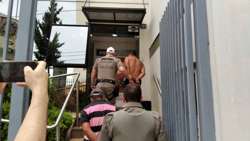 Prisão de Indivíduos em Passo Fundo