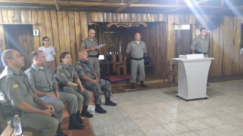 Oficiais e Praças do 29° BPM de Ijuí realizam formatura alusiva aos 182 anos da Brigada Militar