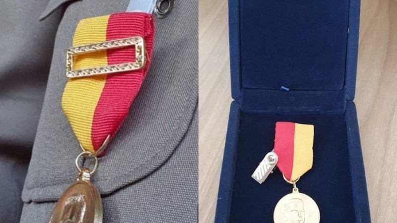 Medalha recebida pelo Major Munari