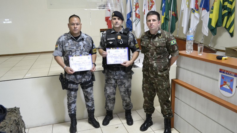 Força Tática ministra Curso No Exército Brasileiro