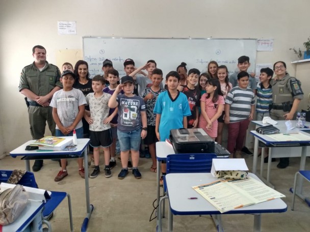 Alunos com Capitão e Instrutora Prord