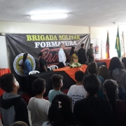 Brigada Militar forma 129 crianças no Programa Educacional de Resistência as drogas e a violência em Santa Maria 