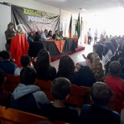 Brigada Militar forma 129 crianças no Programa Educacional de Resistência as drogas e a violência em Santa Maria 