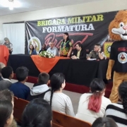 Brigada Militar forma 129 crianças no Programa Educacional de Resistência as drogas e a violência em Santa Maria 
