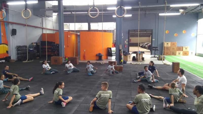 Pelotão Mirim Santa Cruz do Sul realiza atividade externa de Crossfit