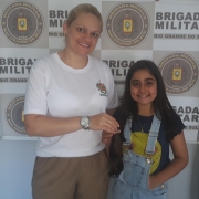 entrega de mecha de cabelo