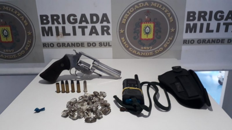 BM de Viamão prende por tráfico de drogas