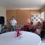 Comandante falando as mulheres