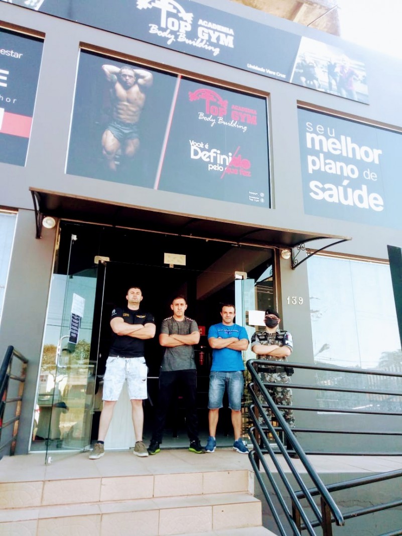 3º BPChoque recebe doação de aparelhos de Musculação