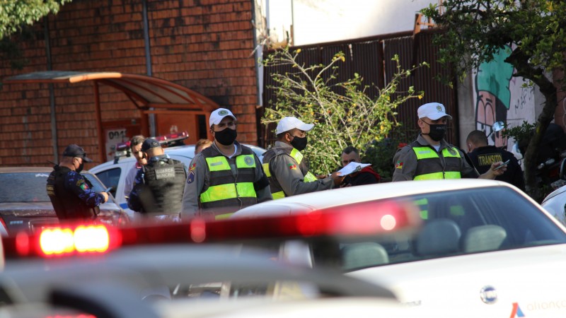 barreira operação em Canoas