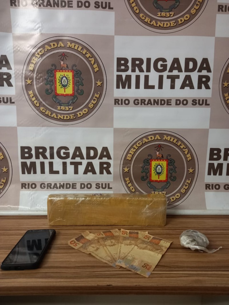Tijolo de maconha