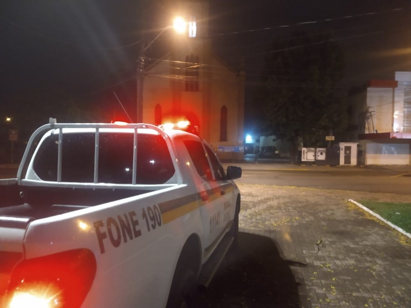 15º BPM relaiza policiamento em diversos pontos durante a Noite