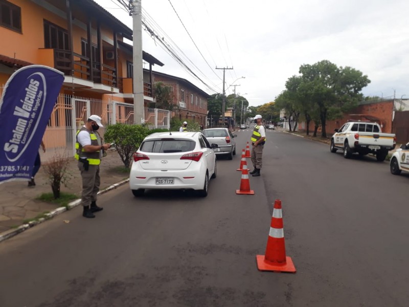 Policiamento em Nova Santa Rita e Canoas
