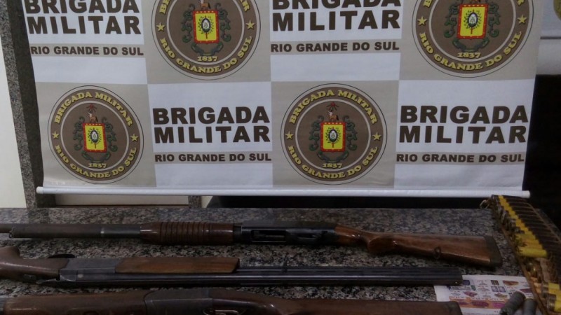 Prisão por porte ilegal e apreensão de armas 27fev21