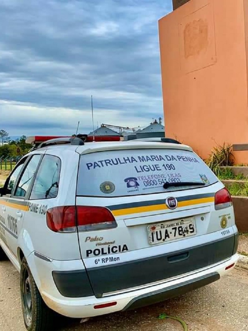 viatura da Patrulha Maria da Penha
