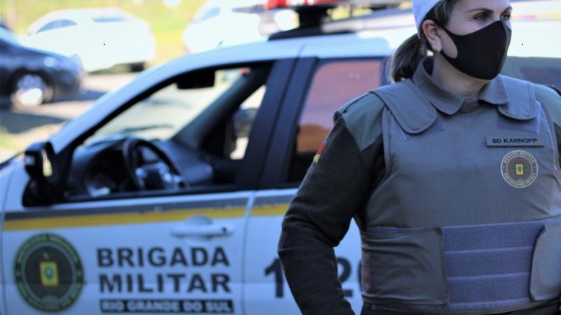 Imagens Policiais Militares Feminino do 15&ordm; BPM
