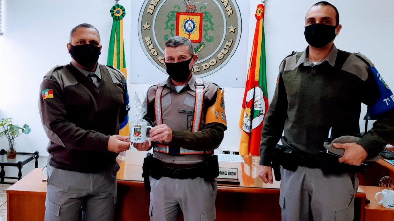 Comandante do Pelotão Rodoviário de Santo Ângelo visita o Comando Regional