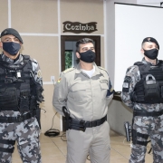 Sd Luz Machado (esq.), coronel Luz e Sd Santos Júnior