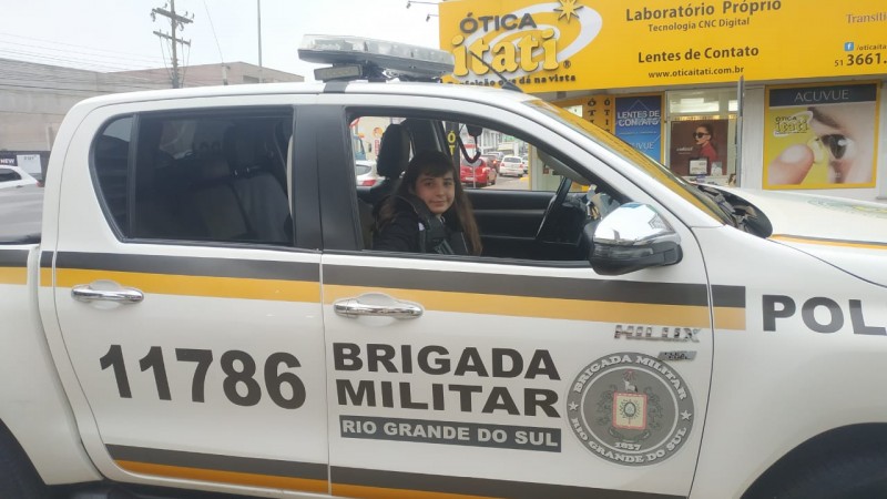 2º BPAT SURPREENDE MENINA NO DIA DO SEU ANIVERSÁRIO EM TRAMANDAÍ