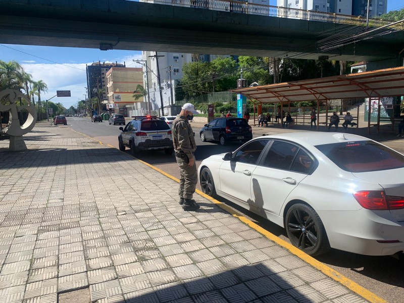 15° BPM realiza ações da operação “ARGOS” em Canoas