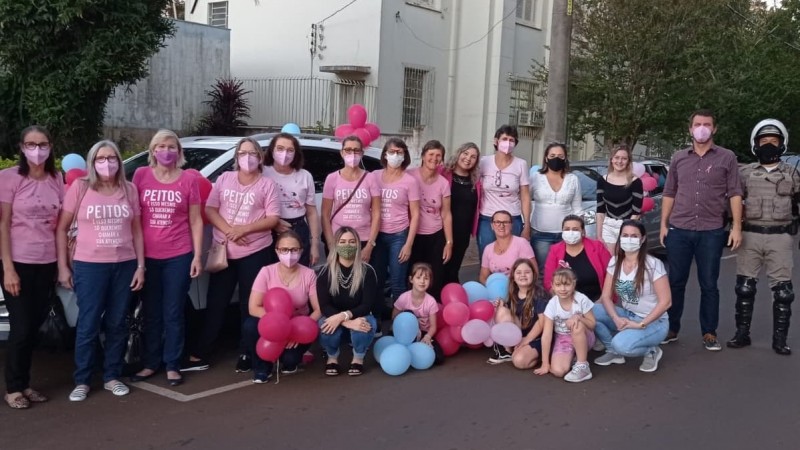 Brigada Militar participa da carreata do Ourubro Rosa e Novembro Azul em Três Passos