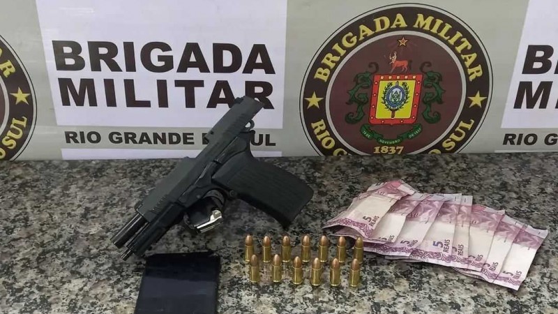 Homem é preso em flagrante em Santo Ângelo por porte de arma de fogo de uso restrito