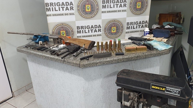 Apreenção de armas e objetos 22nov2021