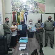 Prefeito e Presidente  da Câmera de rolador