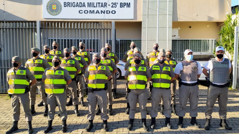 Apresenta&ccedil;&atilde;o dos novos soldados