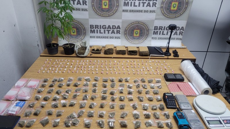 Homem &eacute; preso com drogas em S&atilde;o Leopoldo