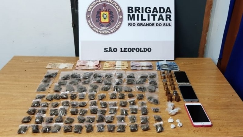 Brigada Militar de São Leopoldo prende mulher por tráfico