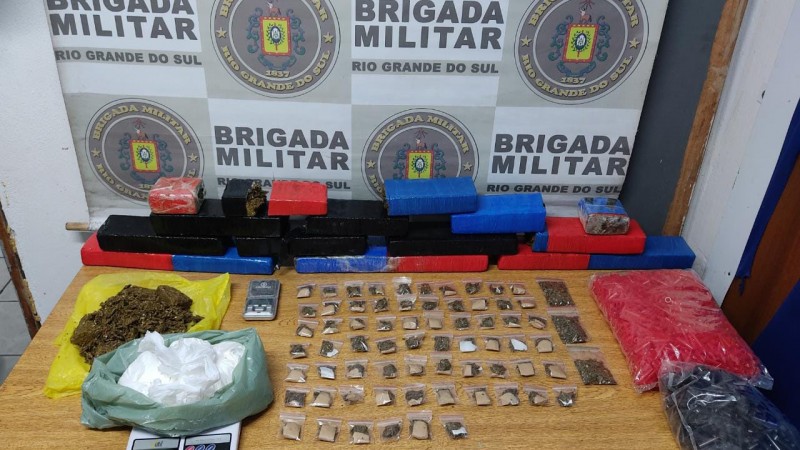 Brigada Militar prende mulheres e apreende mais de 11 Kg de drogas em São Leopoldo