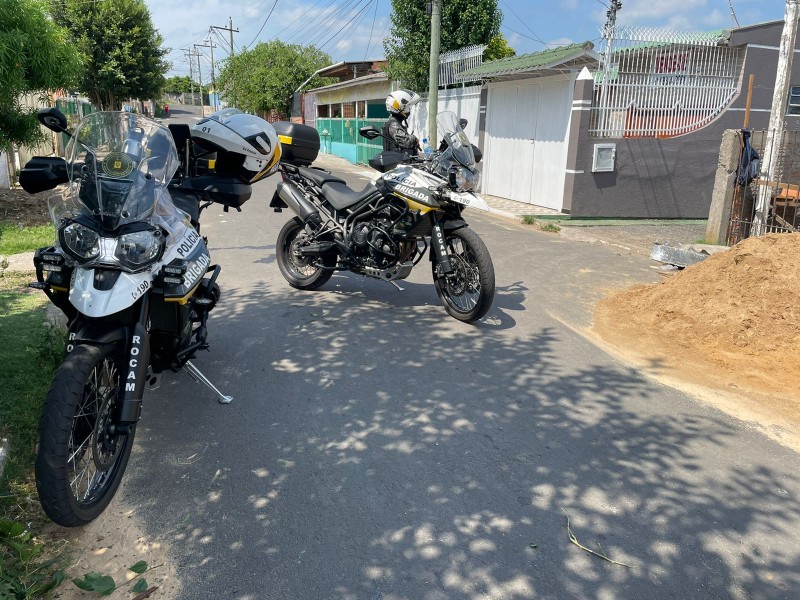 Policiamento no bairro Guajuviras
