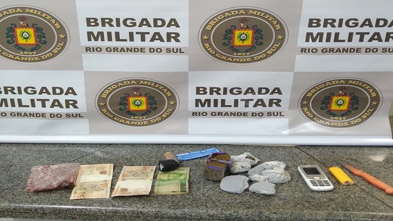 Material apreendido em J&oacute;ia 29&ordm;BPM
