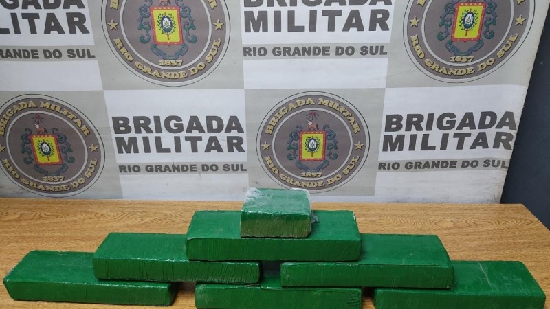 Brigada Militar de São Leopoldo prende por tráfico de drogas (2)