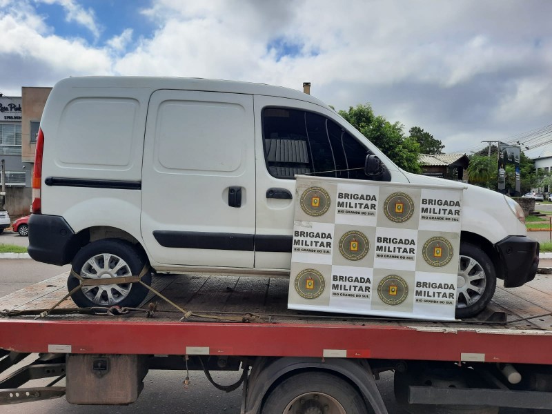 15º BPM evita roubo de carga em Canoas