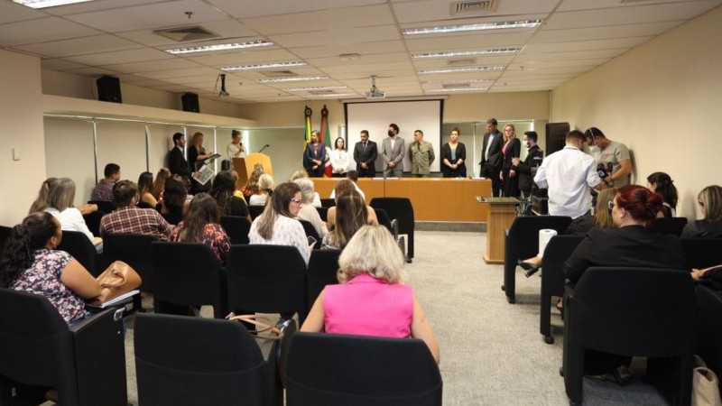 Assinatura do acordo ocorreu ao final de evento realizado na sede do MP