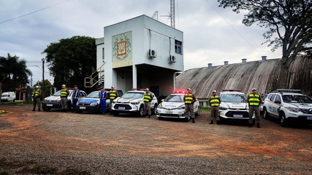 Policiais Militares e Fiscais de Trânsito antes da Operação Hóplitas
