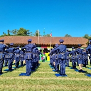 Espadim Tiradentes é entregue a 69 futuros capitães da Brigada Militar