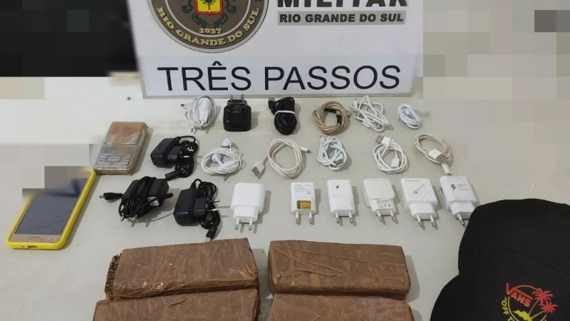 Brigada Militar apreende drogas após arremesso para o interior do Presídio Estadual de Três Passos