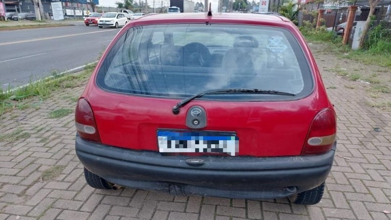 O automóvel havia sido furtado na cidade de São Leopoldo, no mês de agosto deste ano.