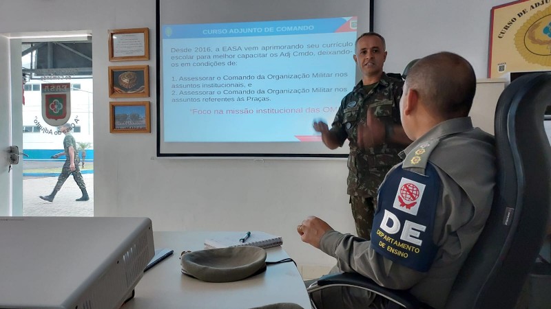 Brigada Militar visita Escola de Aperfeiçoamento de Sargentos das Armas