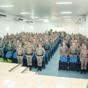DE agracia militares e civis com a Medalha do Mérito de Ensino da Brigada Militar