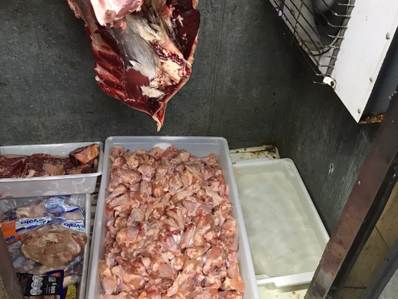 Carne imprópria