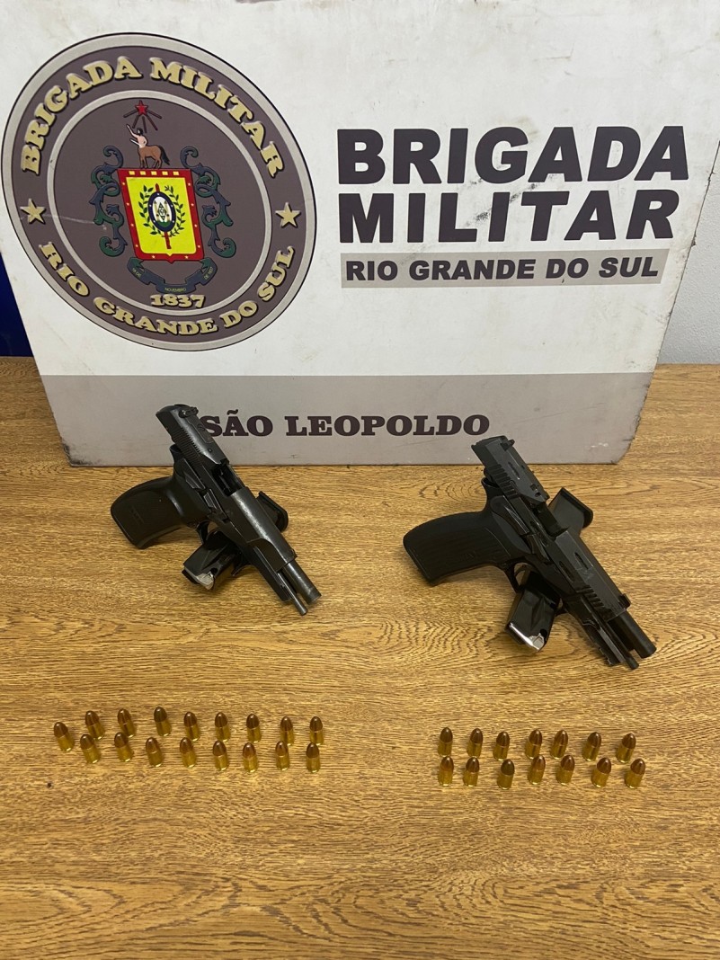 BM de São Leopoldo prende homem e apreende duas armas