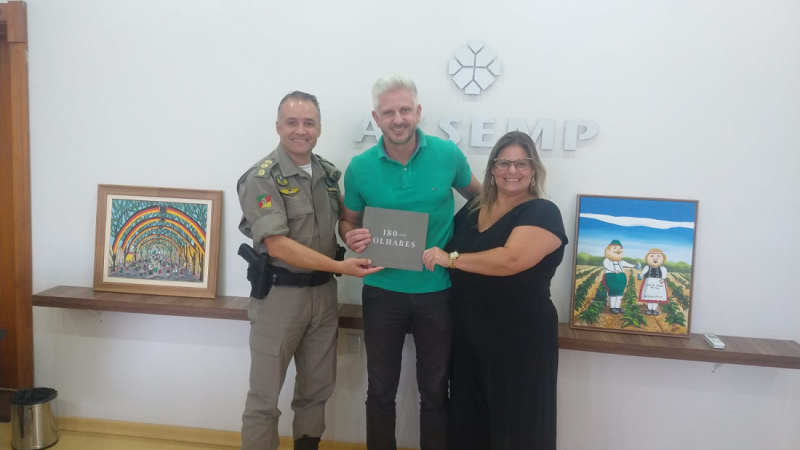 Comandante Regional realiza visita a Assemp