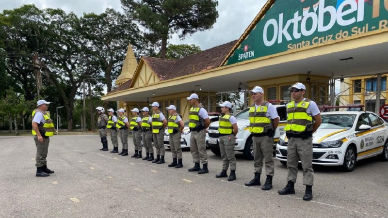A Brigada Militar, através do 23º Batalhão de Polícia Militar (23º BPM) na tarde desta quarta-feira (18/1), deflagrou mais uma Operação Plano Tático Operacional, tendo em vista o acréscimo da realização de barreiras policiais, abordagens qualificadas, visitas comunitárias e ações de prevenção.