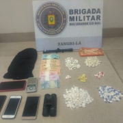 2º BPAT apreende drogas na área do batalhão