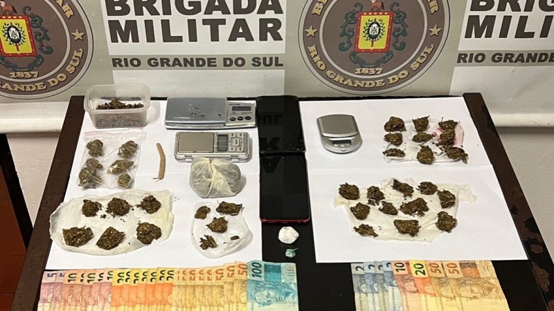 2º BPAT apreende drogas na área do batalhão